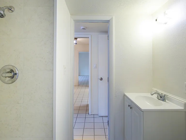 1714 W Meadow Hills Dr — Photo 33