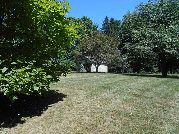 4th image of 4188 N 36th St