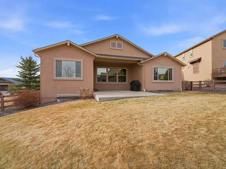1489 Yellow Tail Dr — Photo 36