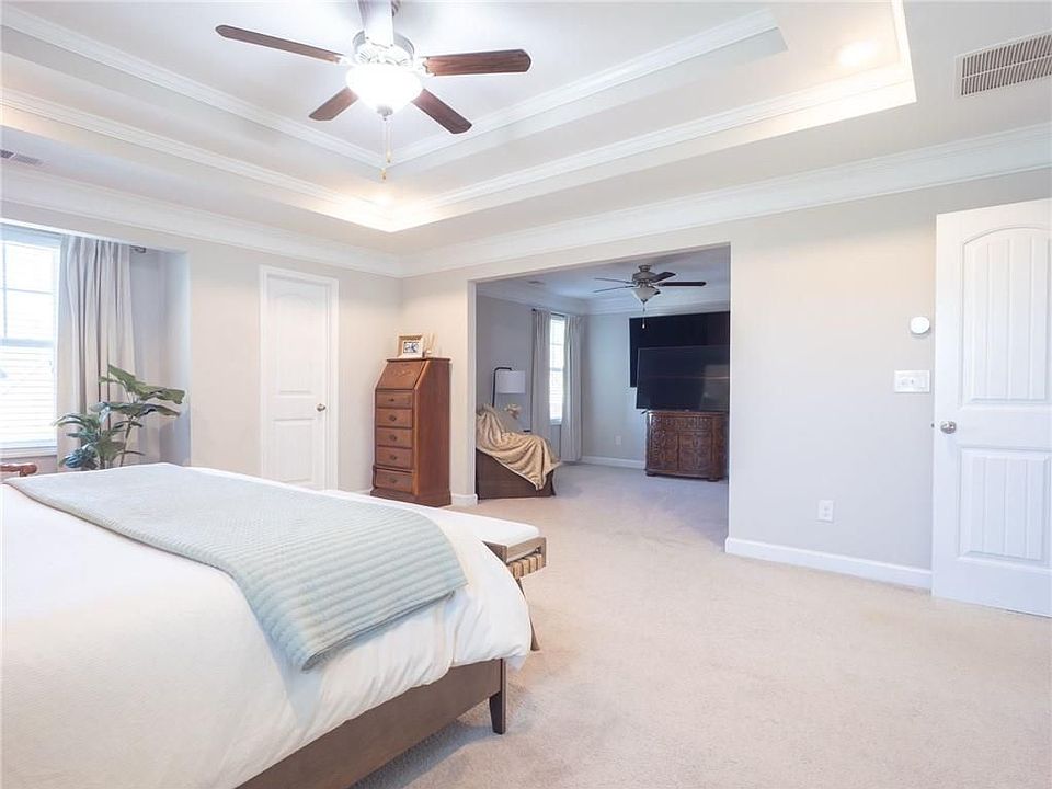2nd image of 2720 Canter Meadow Dr