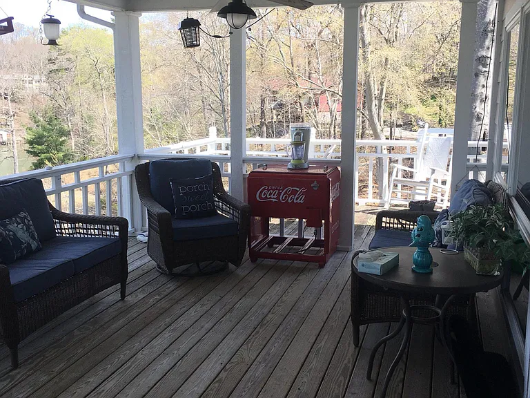 104 Hilltop Dr — Photo 7