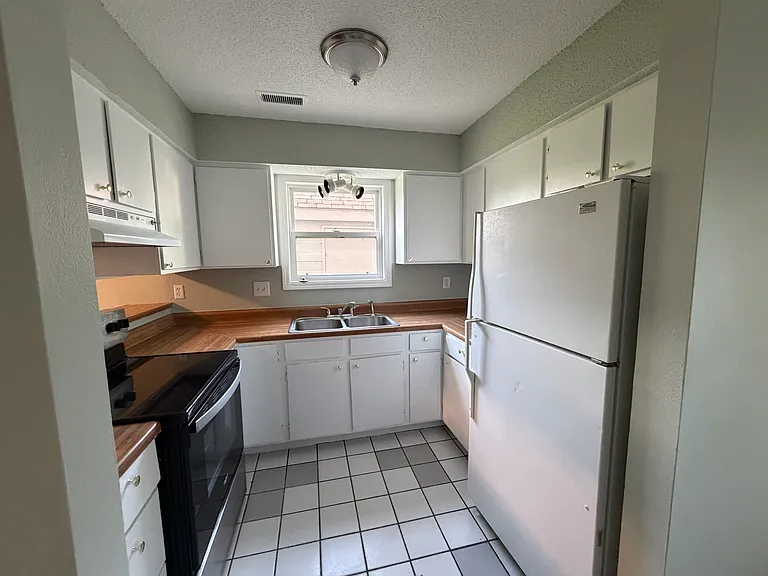 510 S 12th St — Photo 3