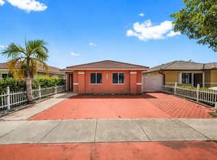 7256 W 34th Ln, Hialeah, FL 33018