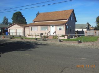 1007 Chestnut St, Kelso, WA 98626