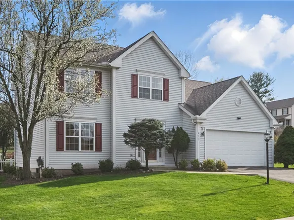 827 Brookfield Dr, Seven Fields, PA 16046