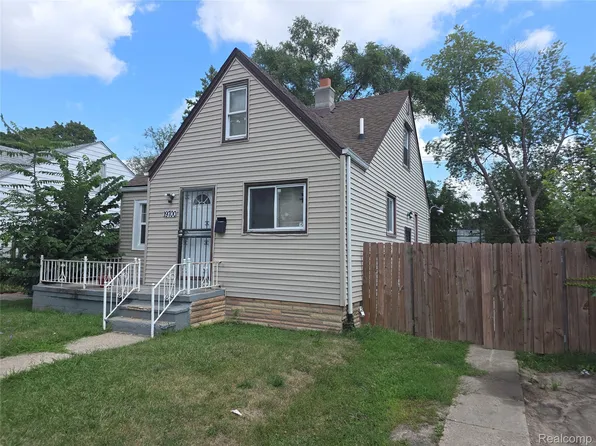 19700 Russell St, Highland Park, MI 48203