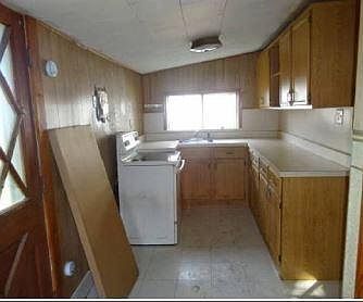 5th image of 1006 3rd Ave