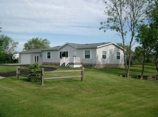 120 4th St E, Denhoff, ND 58430