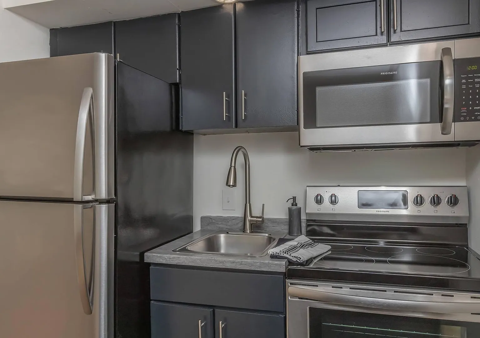 River Hills Flats -Studio, 1-Bedroom Flats in Hixson/Chattanooga TN! — Photo 2