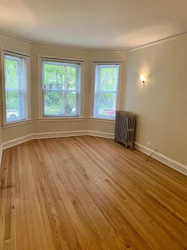 1st image of 5054 N Winchester Ave APT 2