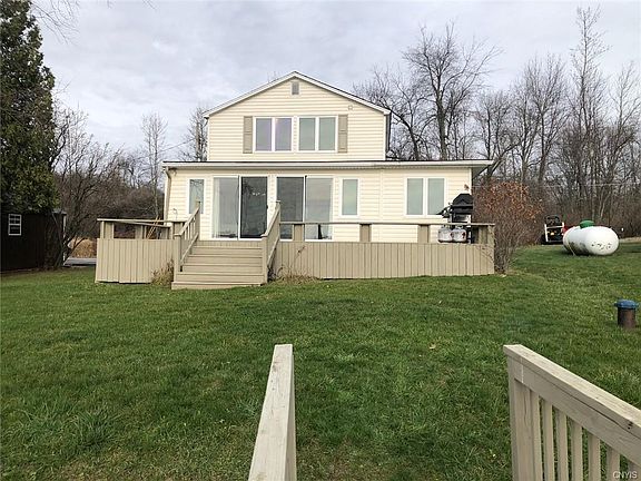 2nd image of 44496 Russell Dr