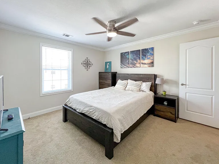 37 Palm Dr — Photo 18