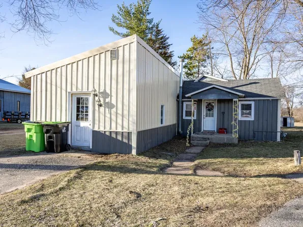 714 County Road M, New Lisbon, WI 53950