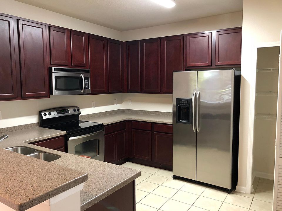 1st image of 4917 Key Lime Dr Unit 107