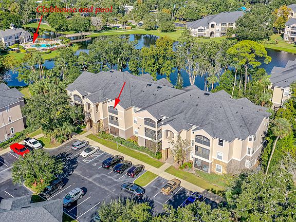 4th image of 940 Village Trl Unit 3-303