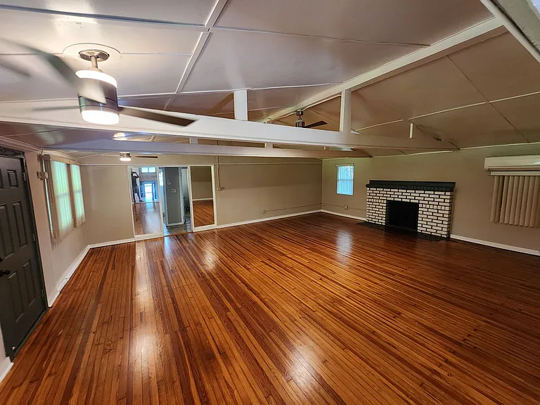 1320 E Central Blvd #C — Photo 6