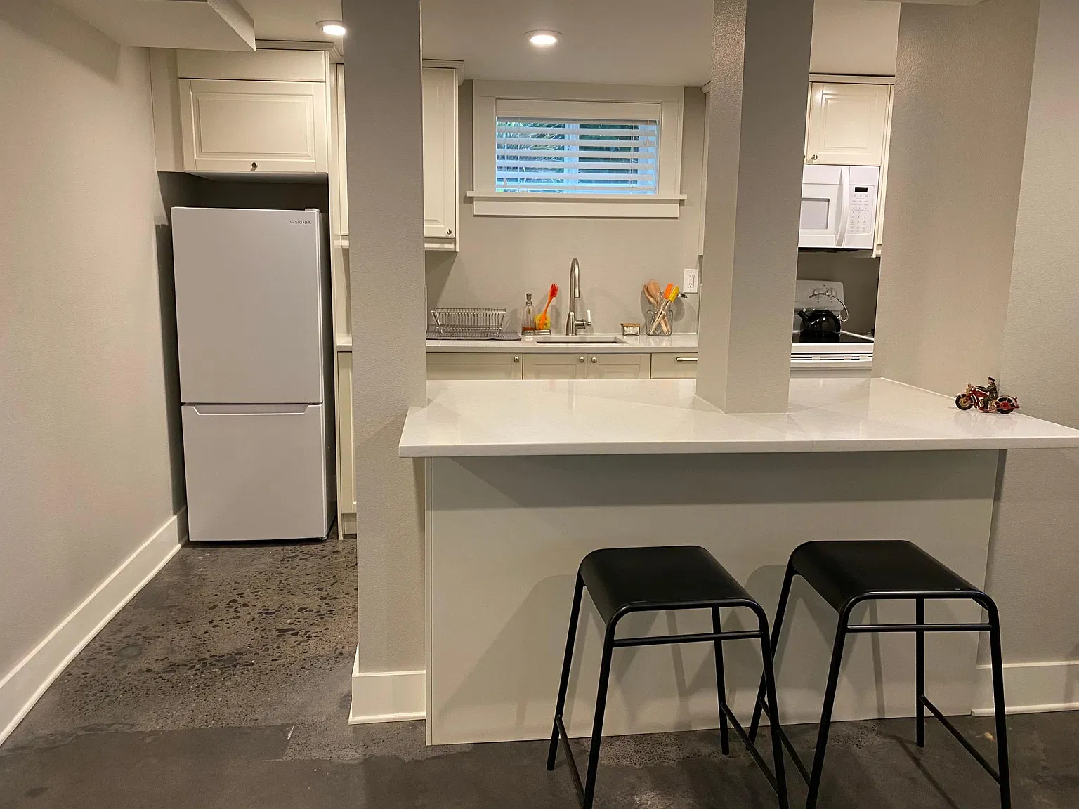 Studio, 750 sqft, $1,475 — Photo 4