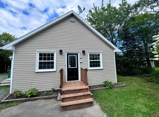 94 Club Rd, Hatchet Lake, NS B3T1R1