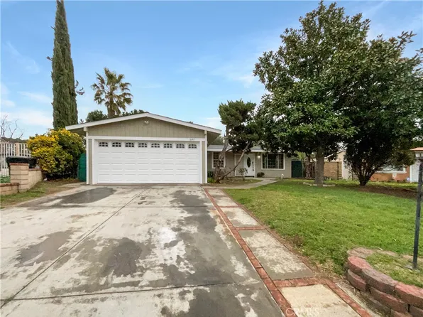 8747 Kaiser Ave, Fontana, CA 92335