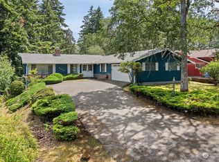8413 Woodlawn Ave SW, Lakewood, WA