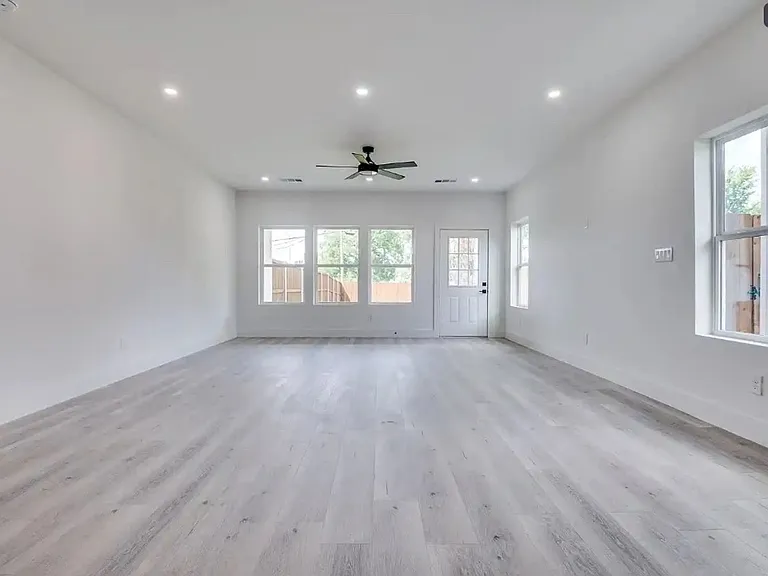 3413 Wendelkin St — Photo 7