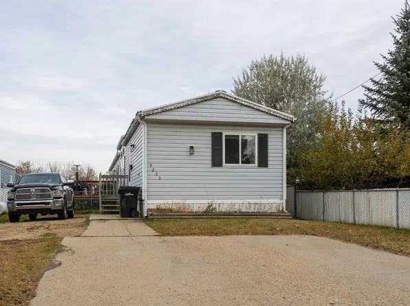 5233 W 47th St, Camrose, AB T4V 1K3