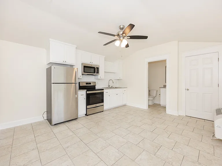 836 Steele Blvd — Photo 19