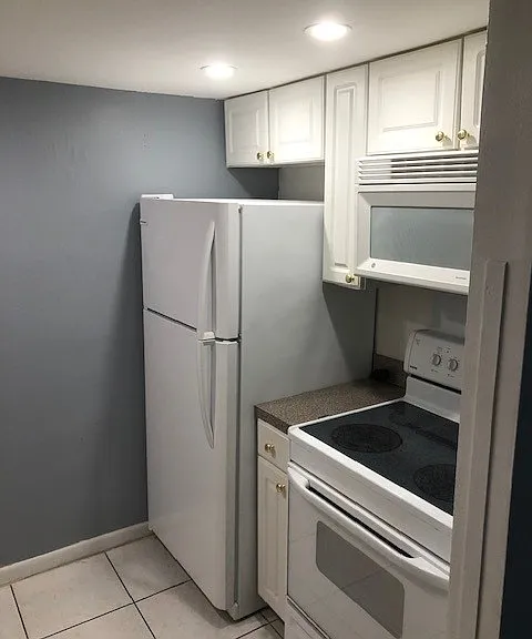 1345 Drew St #3 — Photo 5