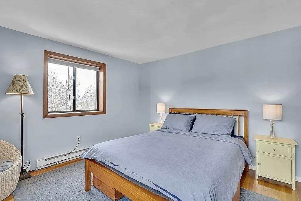 2 bed, 890 sqft, $2,750 — Photo 4