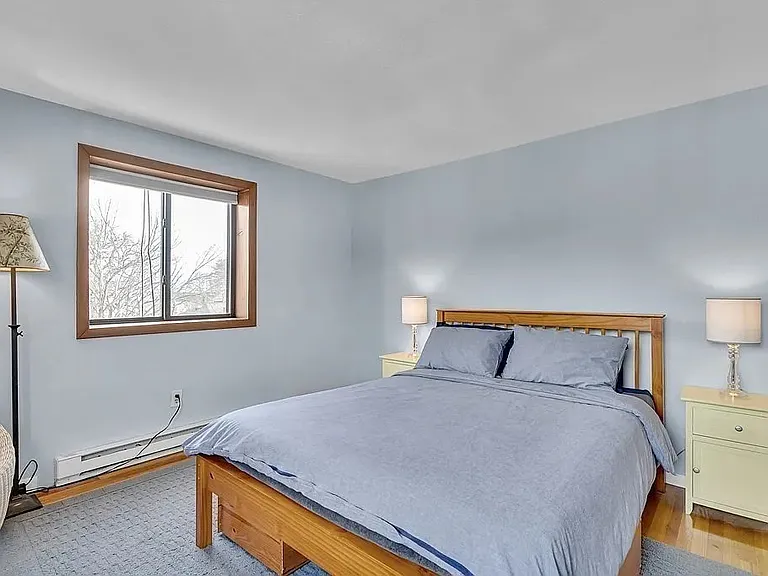 50 Seymour St #15 — Photo 4