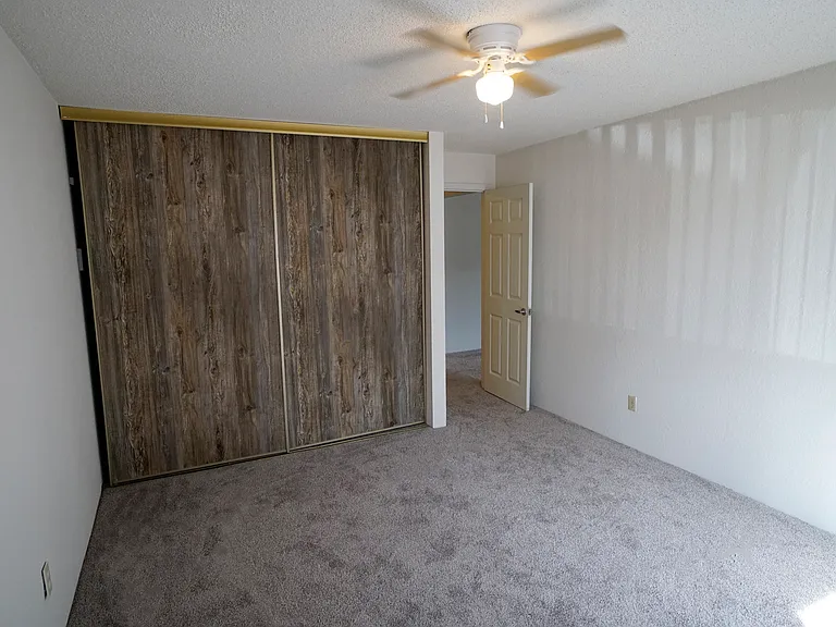 Silver Bell Apartments — Photo 25