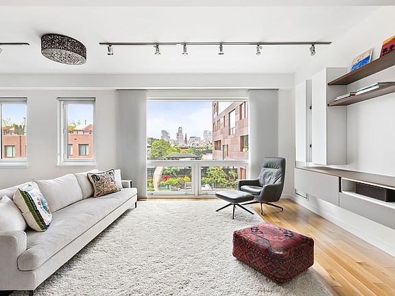3rd image of 291 Union St APT 4E