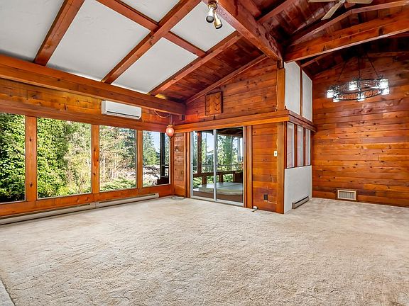 5th image of 415 Holiday Rd