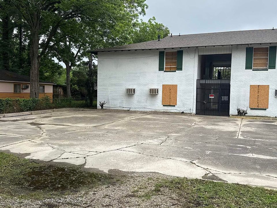1st image of 9950 Avenue E