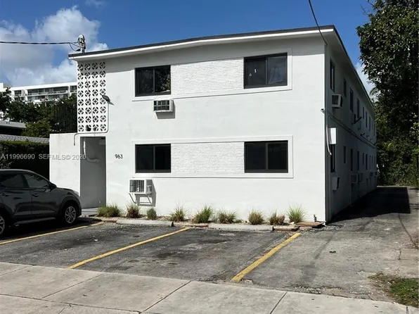 963 NW 5th St, Miami, FL