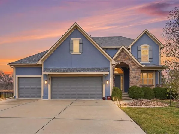 21180 W 107th Ter, Olathe, KS 66061