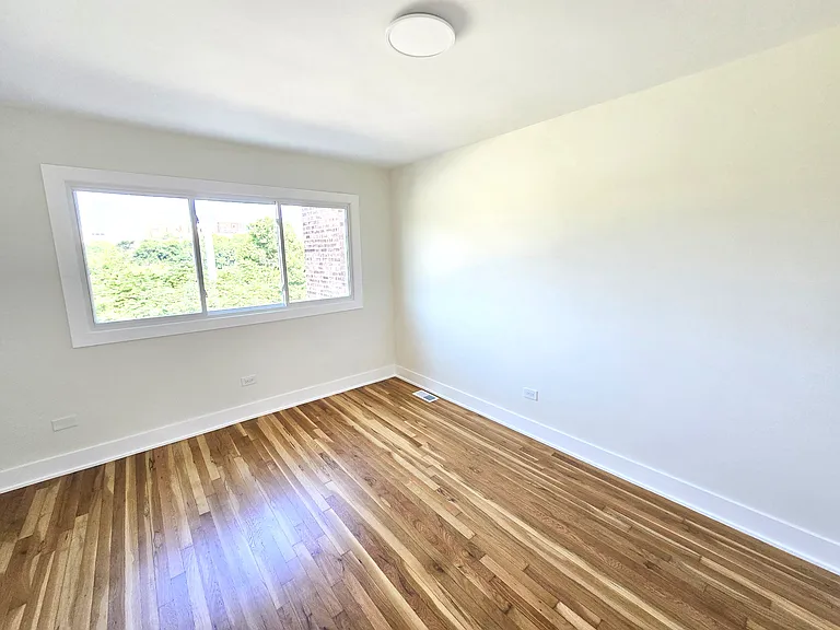 2538 S Wentworth Ave — Photo 19