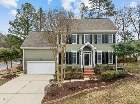 101 Chancellors Ridge Ct, Cary, NC 27513