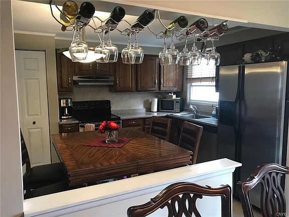 4th image of 4757 Four Seasons Dr