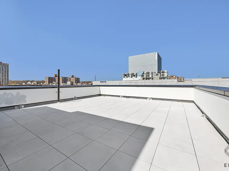 942 New York Ave #2A — Photo 18