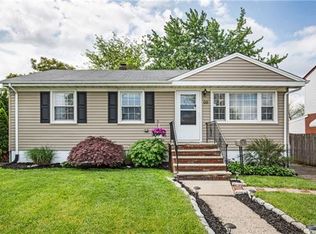 99 Howard St, Hopelawn, NJ 08861