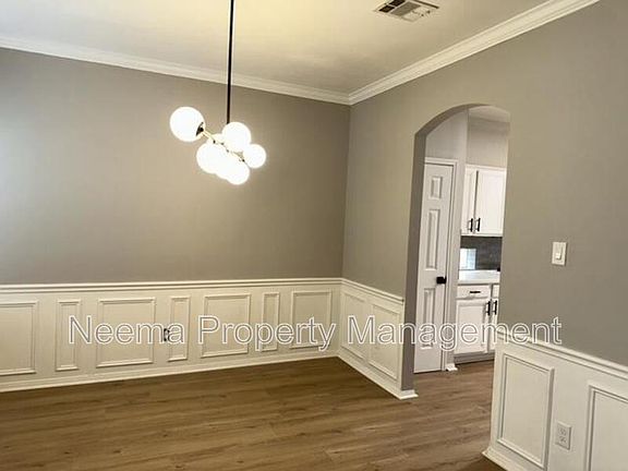 4th image of 3230 Vanity Dr