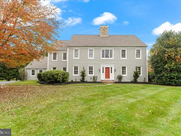 1579 Middletown Rd, Glen Mills, PA 19342