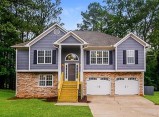 5904 Seven Oaks Dr, Powder Springs, GA 30127
