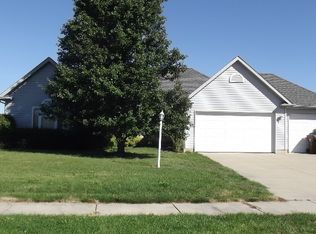 607 Merganser Dr, Hobart, IN 46342