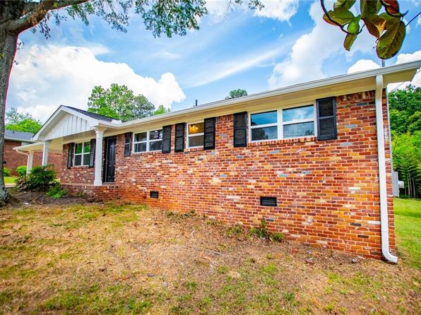 6213 Cherry Ln, Douglasville, GA 30134