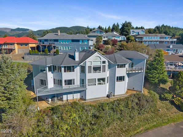 490 Pacific View Dr, Rockaway Beach, OR 97136