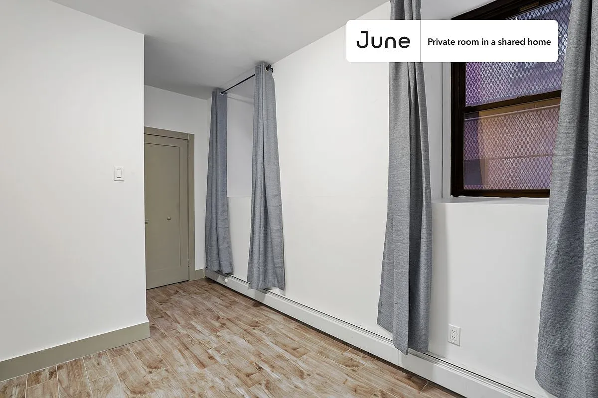 Full bedroom in 3 bed/2 bath home in Morningside Heights #890 B — Photo 3