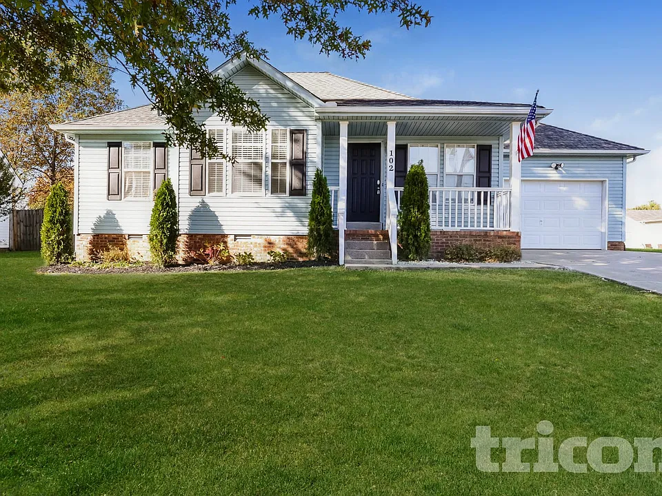 102 Amelia Ct