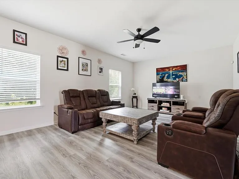 3552 Arabian Farm Ln — Photo 9